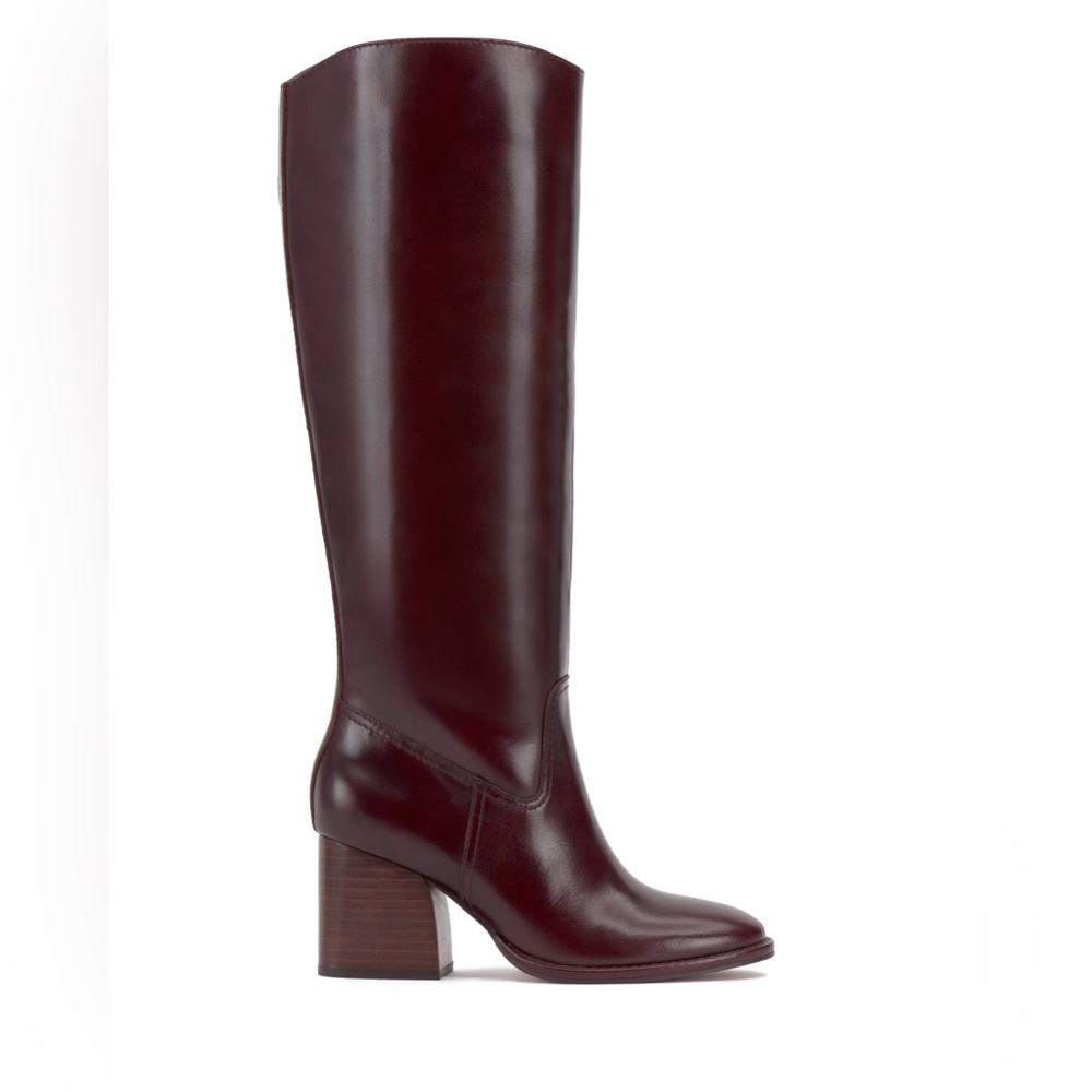 NWOB Vince Camuto Leila2 Wide Calf Leila Boot Mahogany size 7M